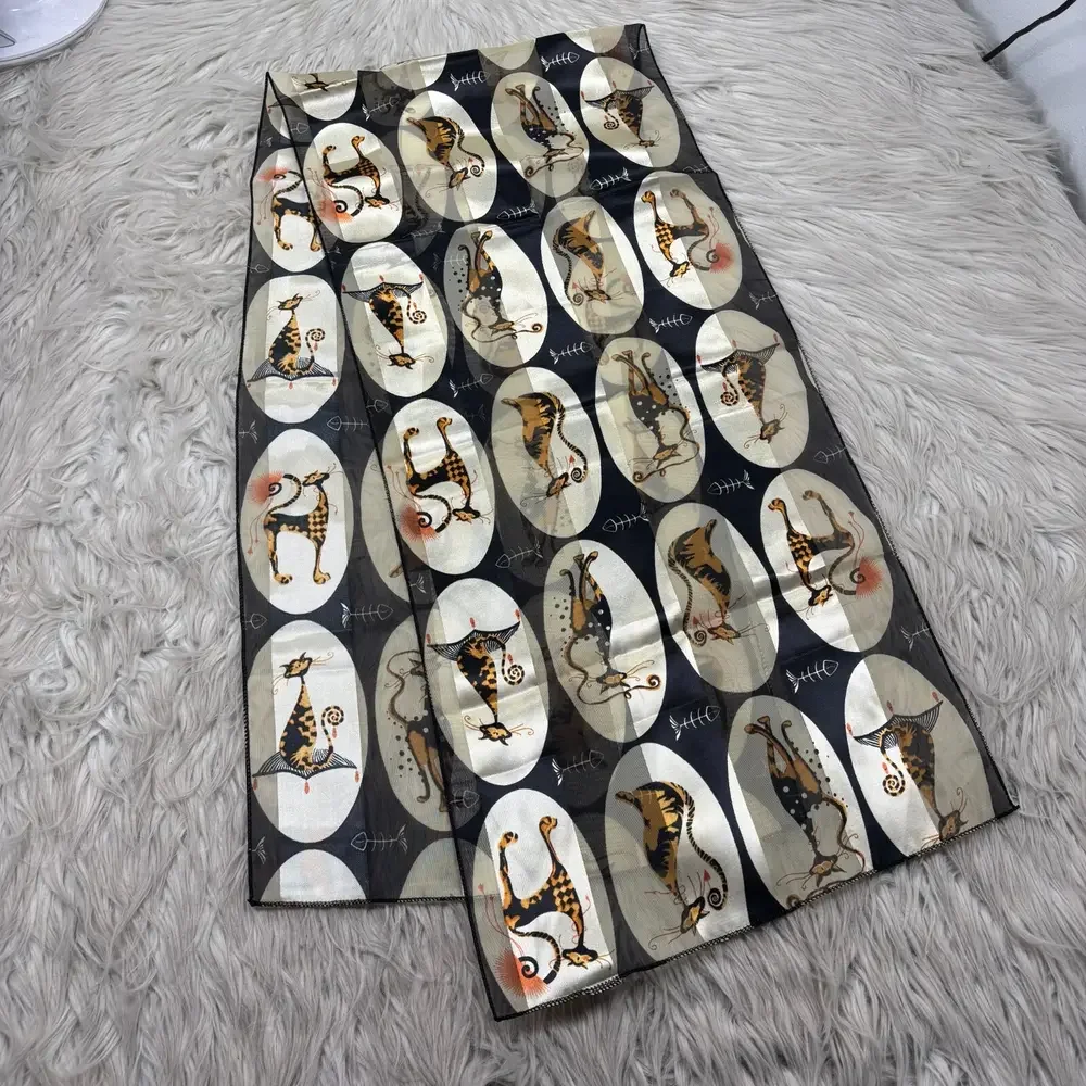 Unbranded Cat‎ Print Rectangular Scarf Black Cream Poly Silk Feel
